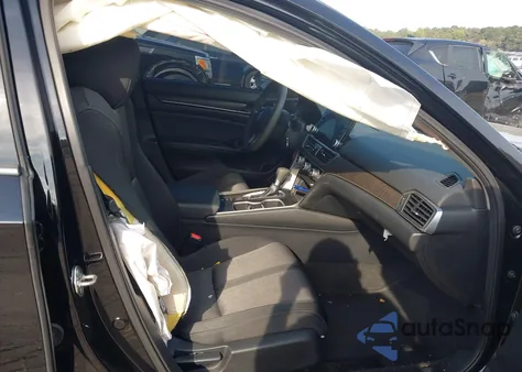 2018 Honda Accord Ex z USA, uszkodzony, nr VIN 1HGCV1F44JA092323